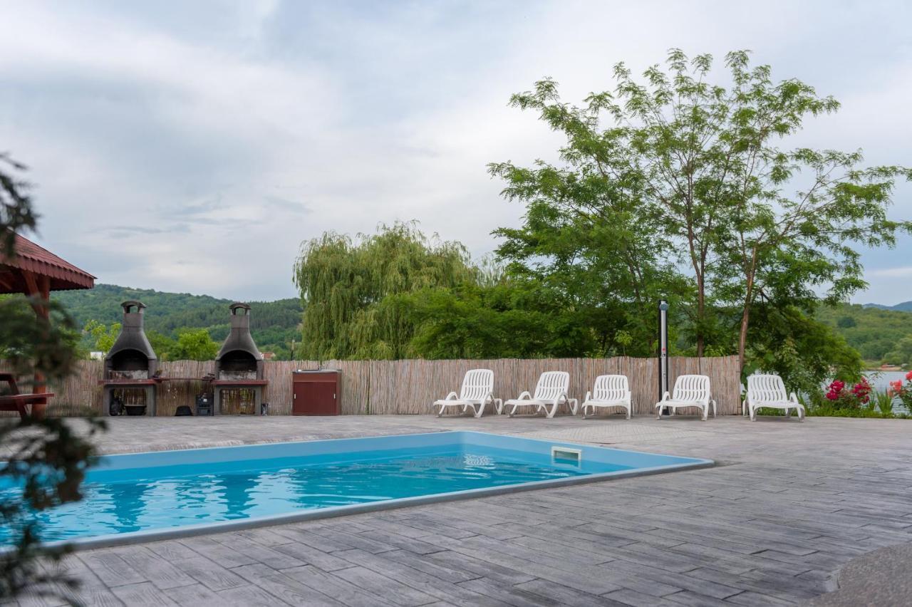 Villa Frans Ieşelniţa Extérieur photo